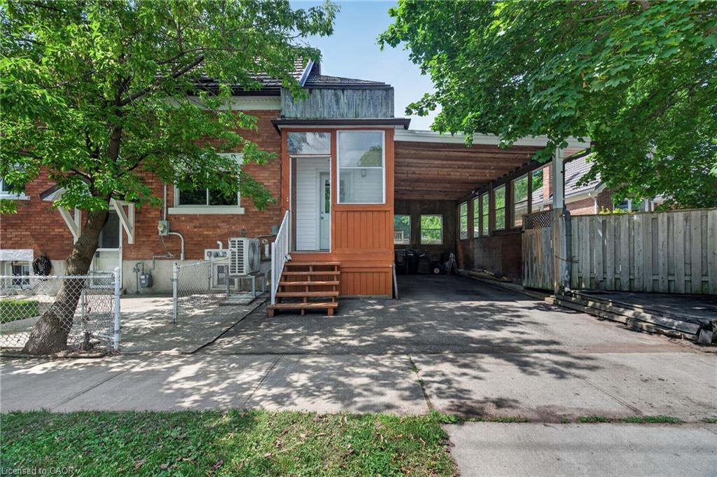2 Herlan Avenue Property Photo 5
