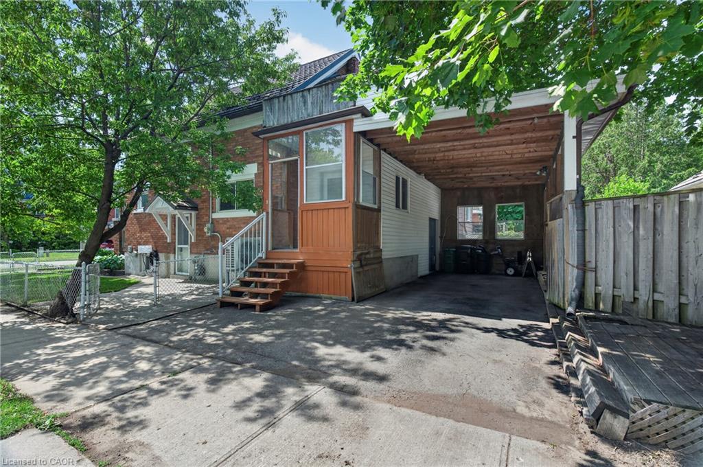 2 Herlan Avenue Property Photo 6