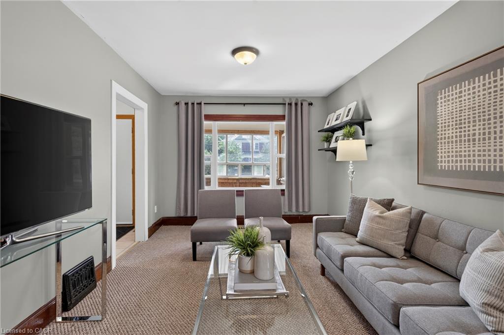 2 Herlan Avenue Property Photo 11