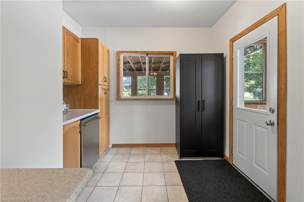 2 Herlan Avenue Property Photo 18