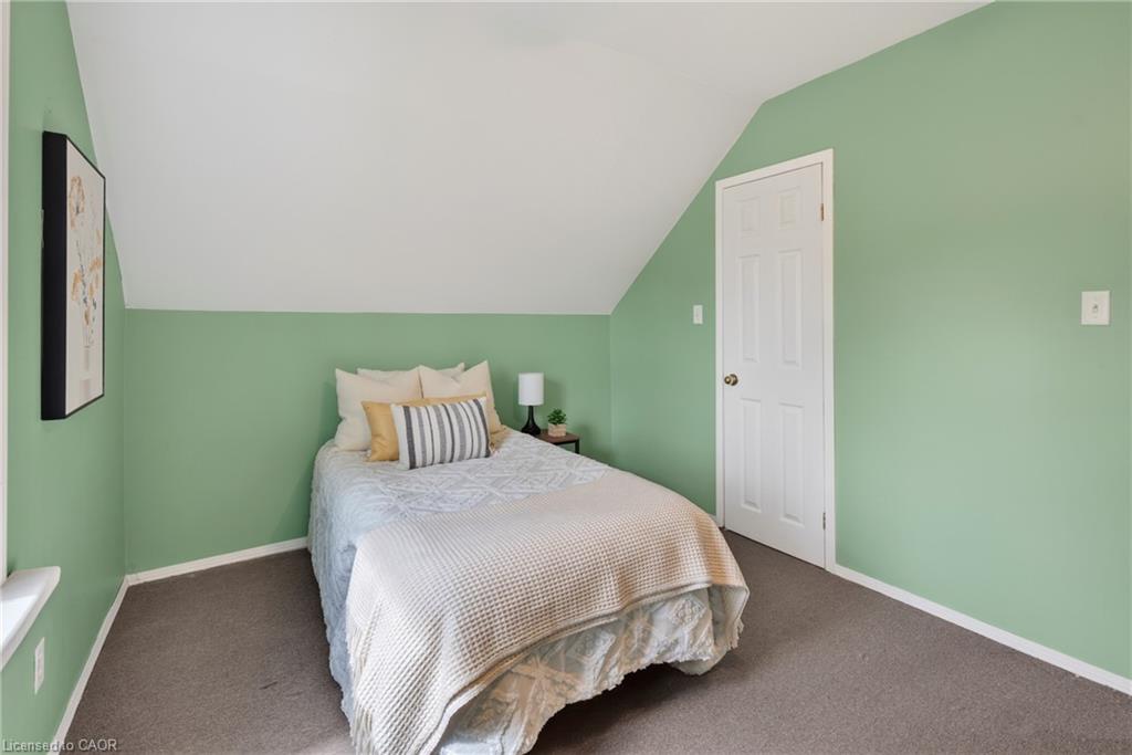 2 Herlan Avenue Property Photo 26