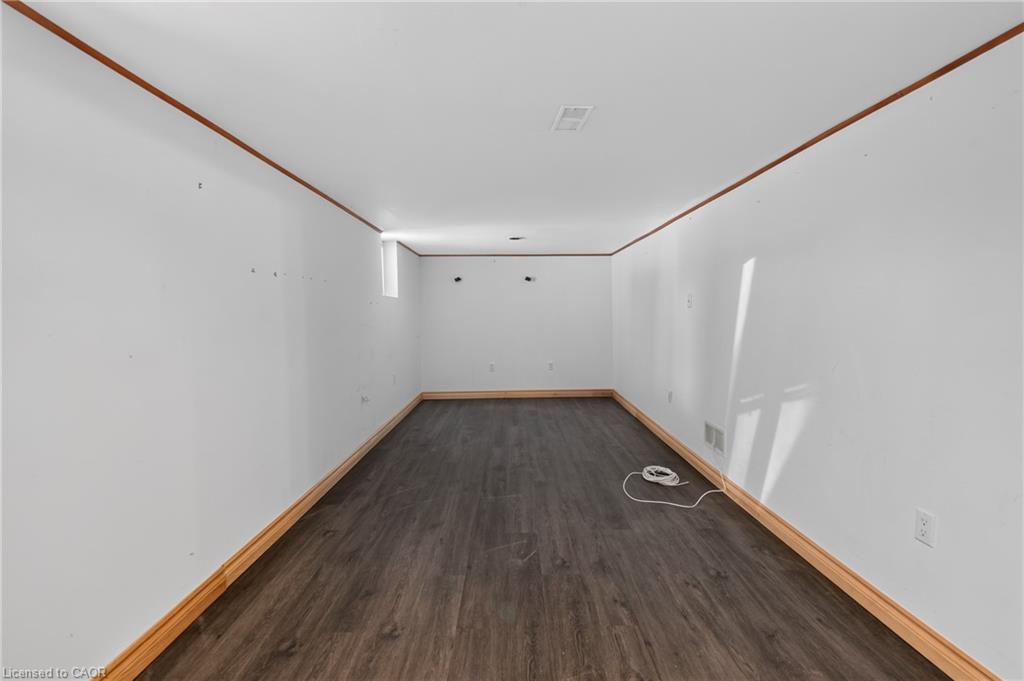 2 Herlan Avenue Property Photo 29