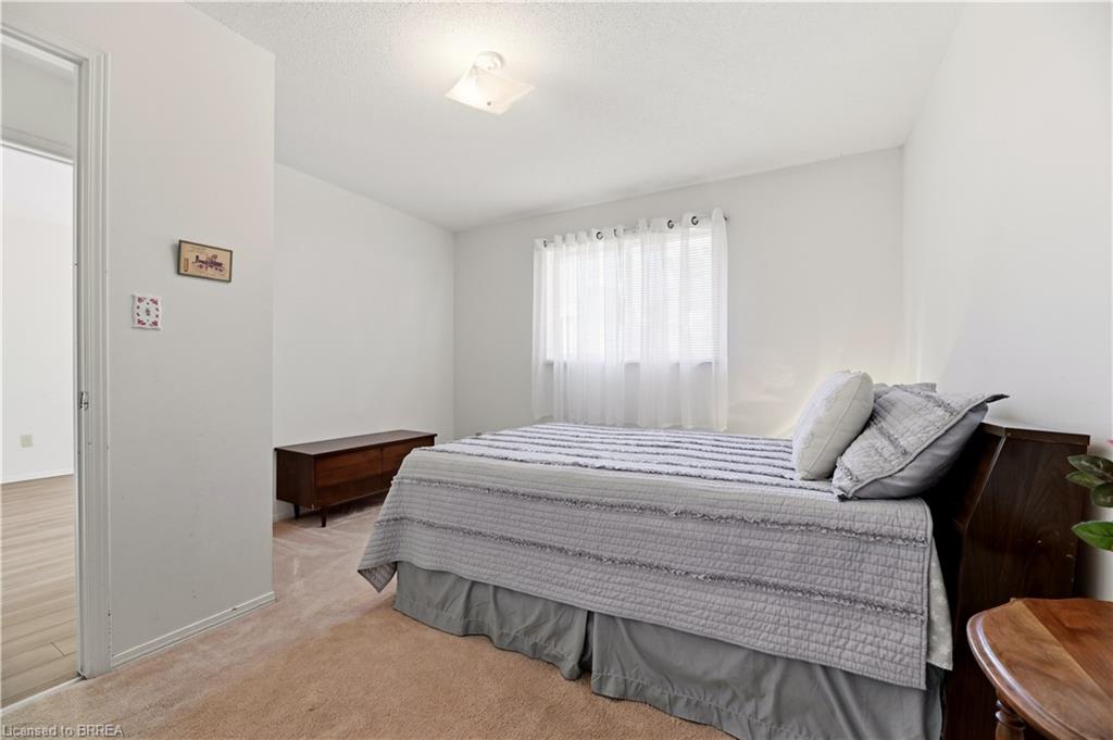 19-1030 Colborne Street E Property Photo 13