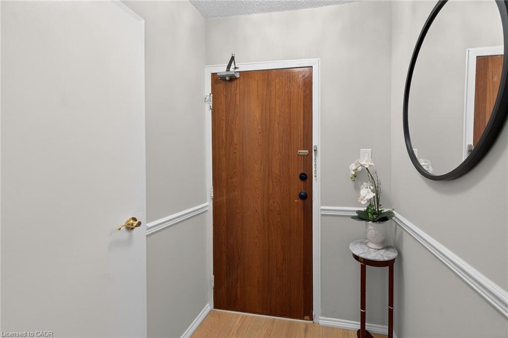 904-700 Dynes Road Property Photo 6