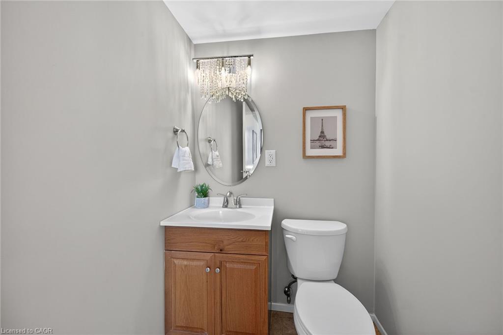 904-700 Dynes Road Property Photo 21