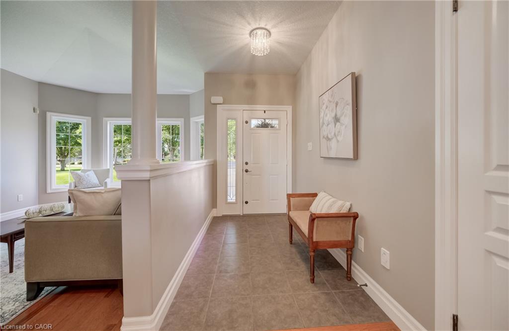 24 Thimbleberry Crossing Property Photo 5