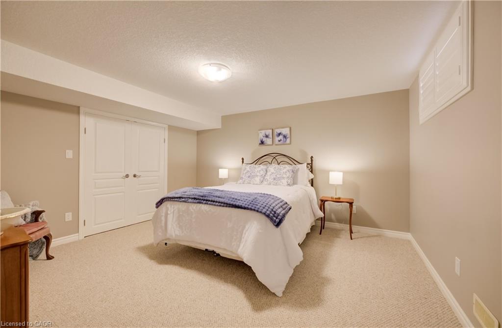 24 Thimbleberry Crossing Property Photo 32