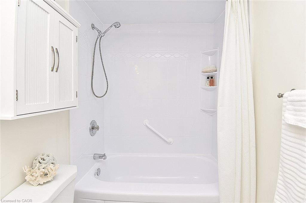 401-2263 Marine Drive Property Photo 19
