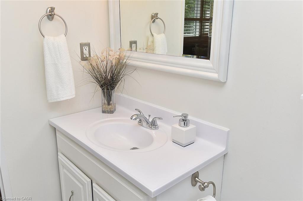 401-2263 Marine Drive Property Photo 20
