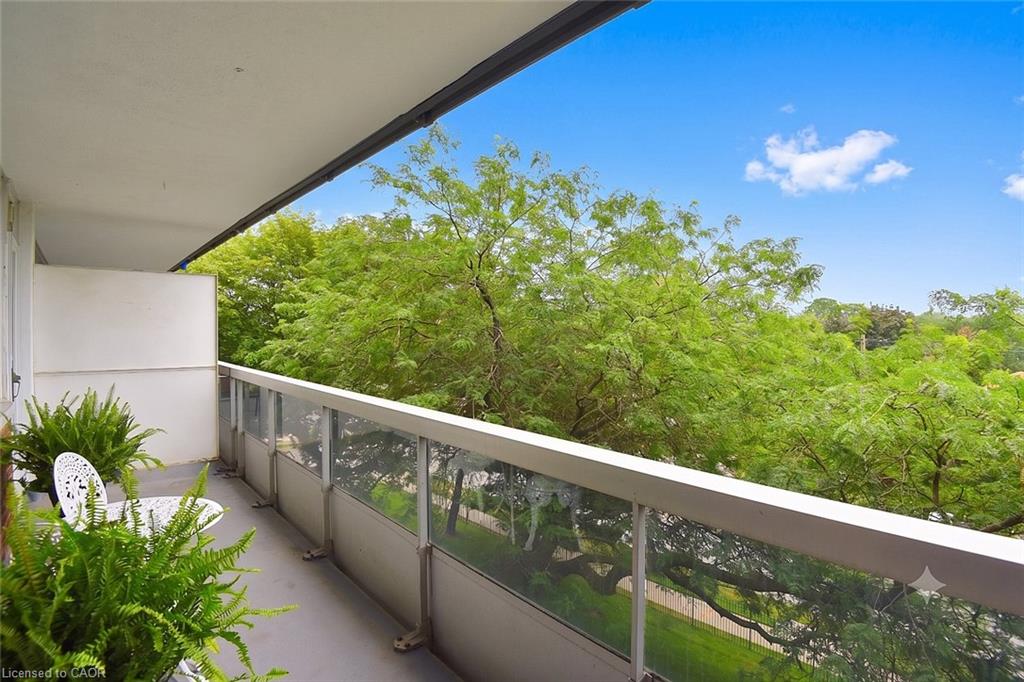 401-2263 Marine Drive Property Photo 26