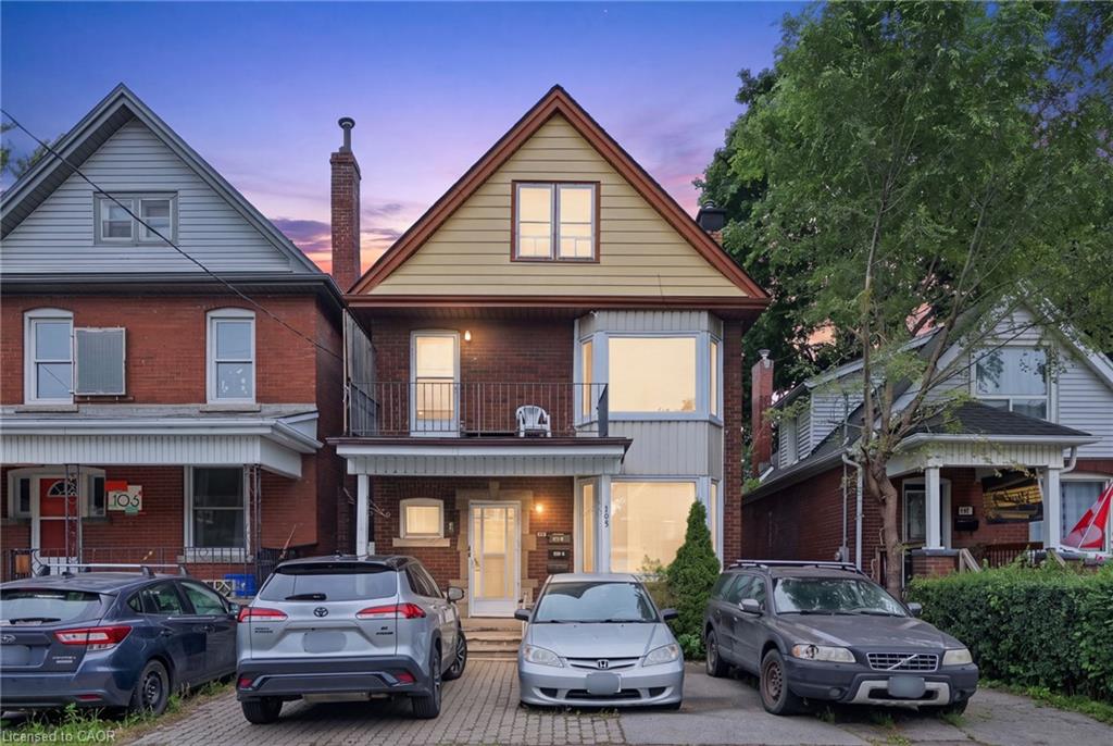 105 Rosemont Avenue Property Photo 1