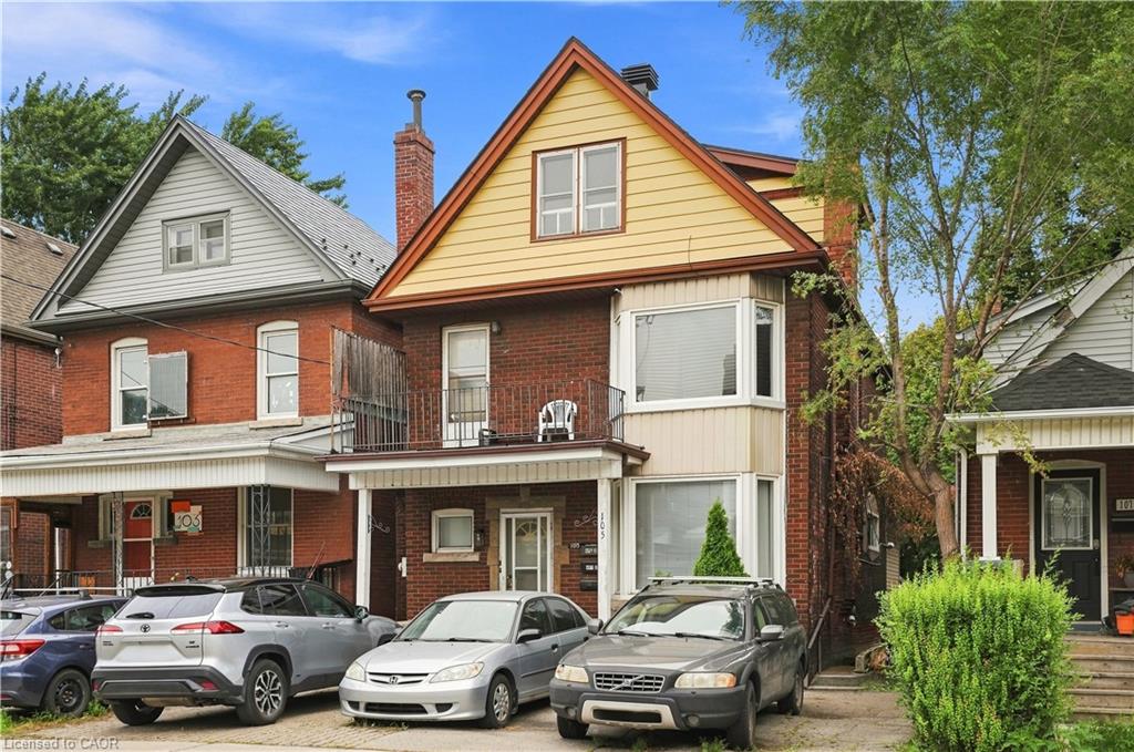 105 Rosemont Avenue Property Photo 4