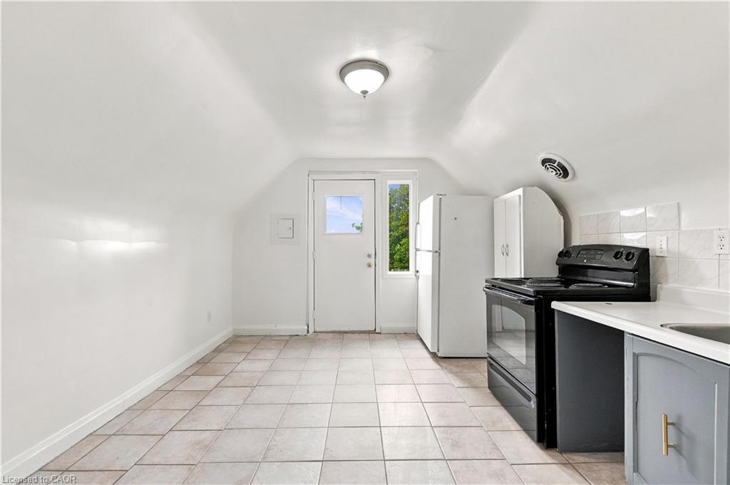 105 Rosemont Avenue Property Photo 14