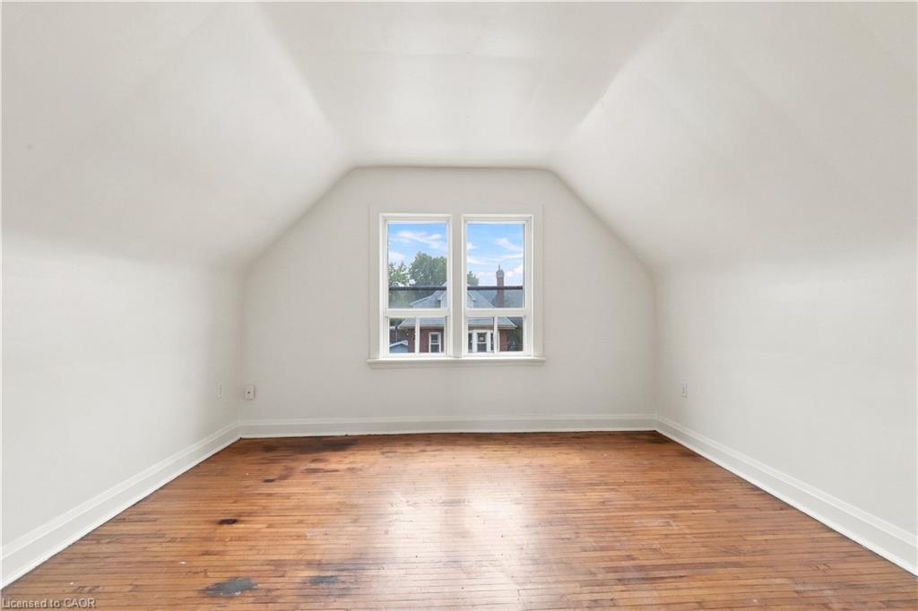 105 Rosemont Avenue Property Photo 19