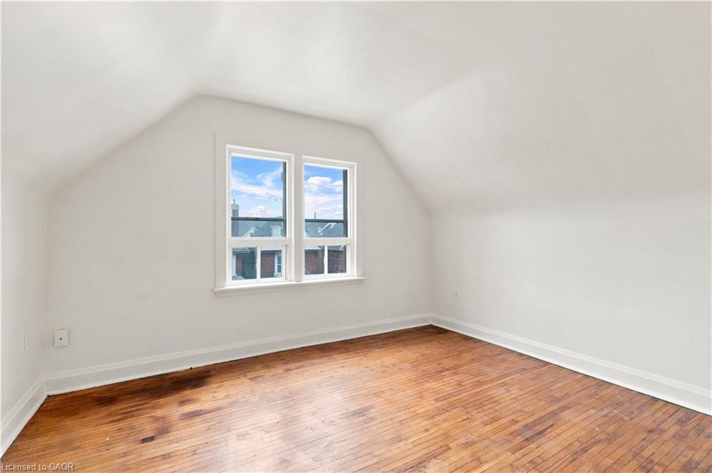 105 Rosemont Avenue Property Photo 22