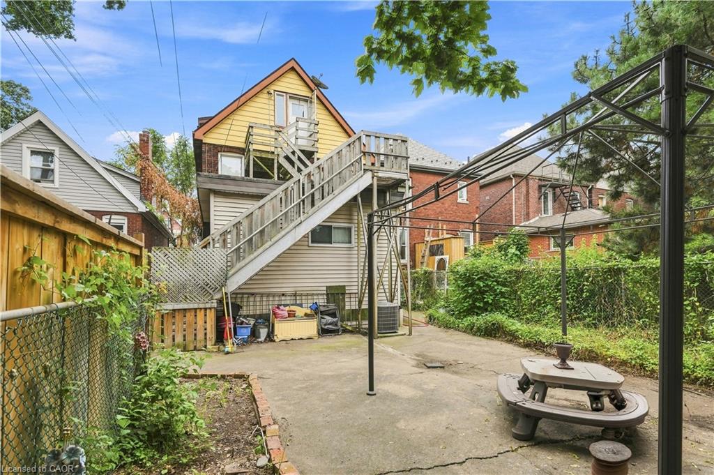 105 Rosemont Avenue Property Photo 26