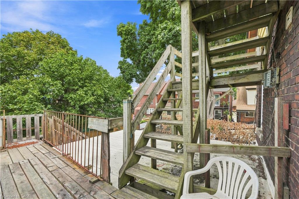 105 Rosemont Avenue Property Photo 30
