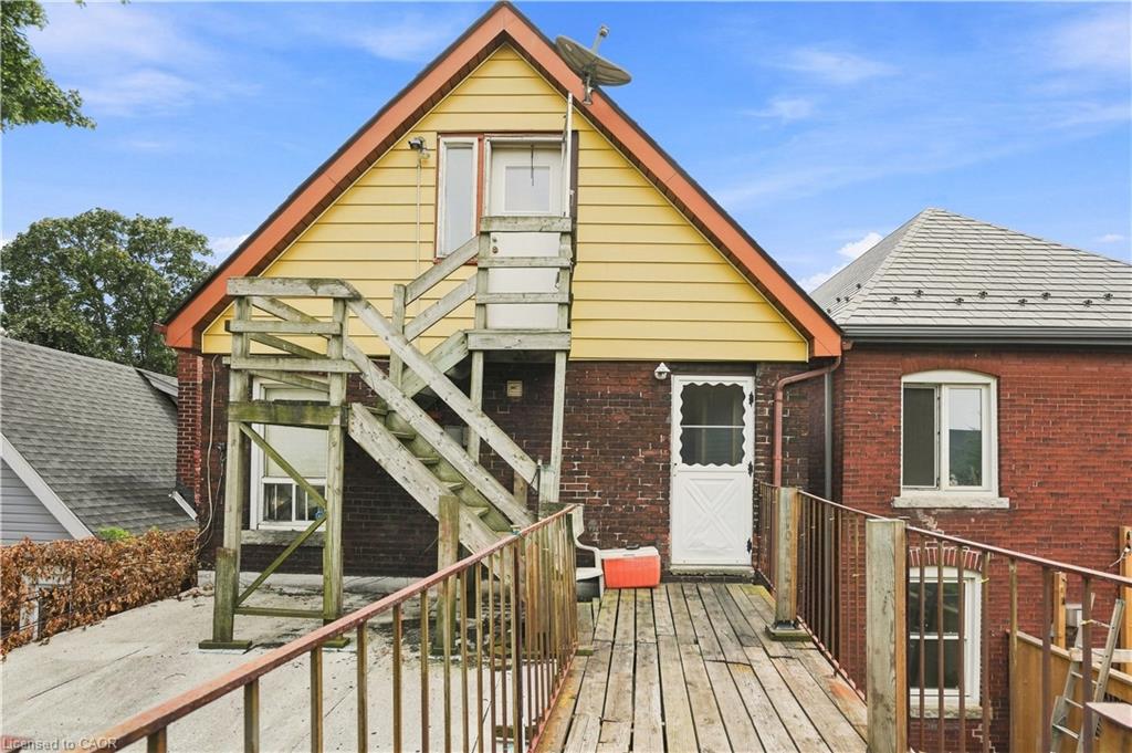 105 Rosemont Avenue Property Photo 32