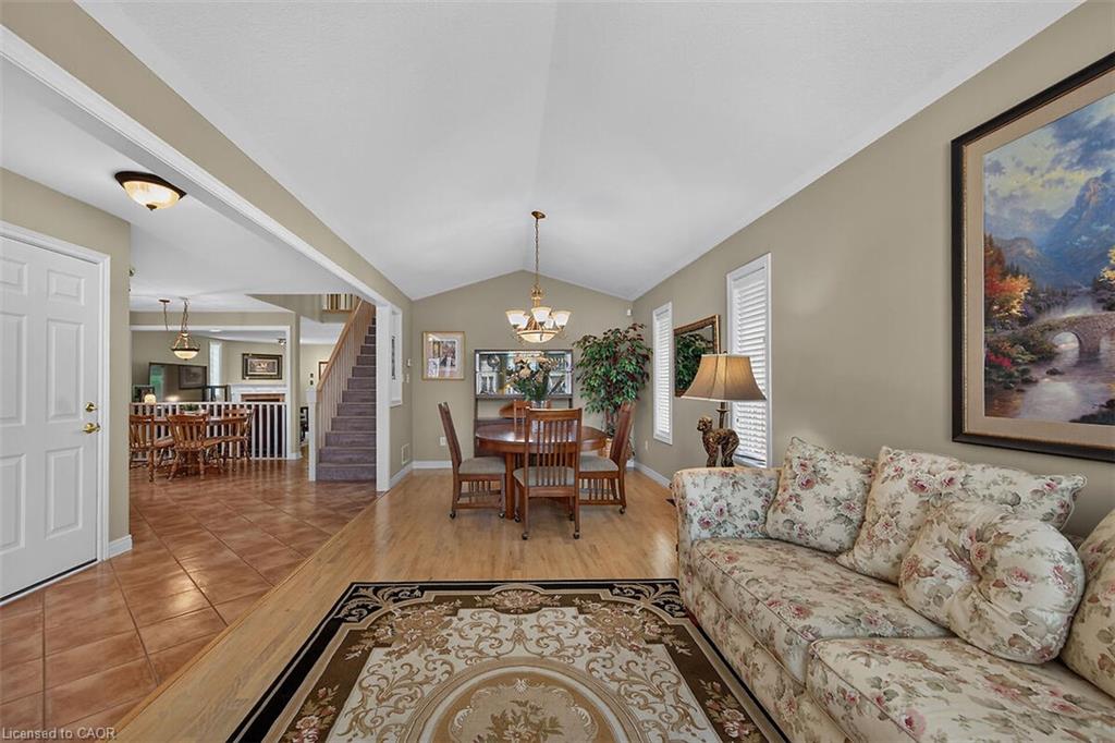 25 Eric Burke Court Property Photo 7