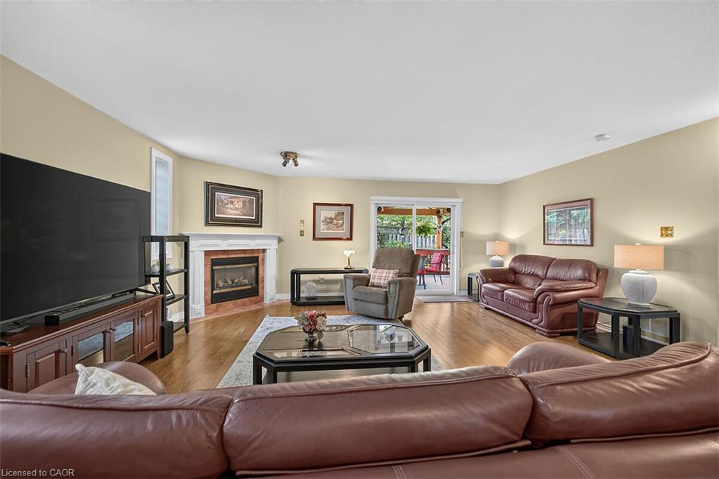 25 Eric Burke Court Property Photo 16