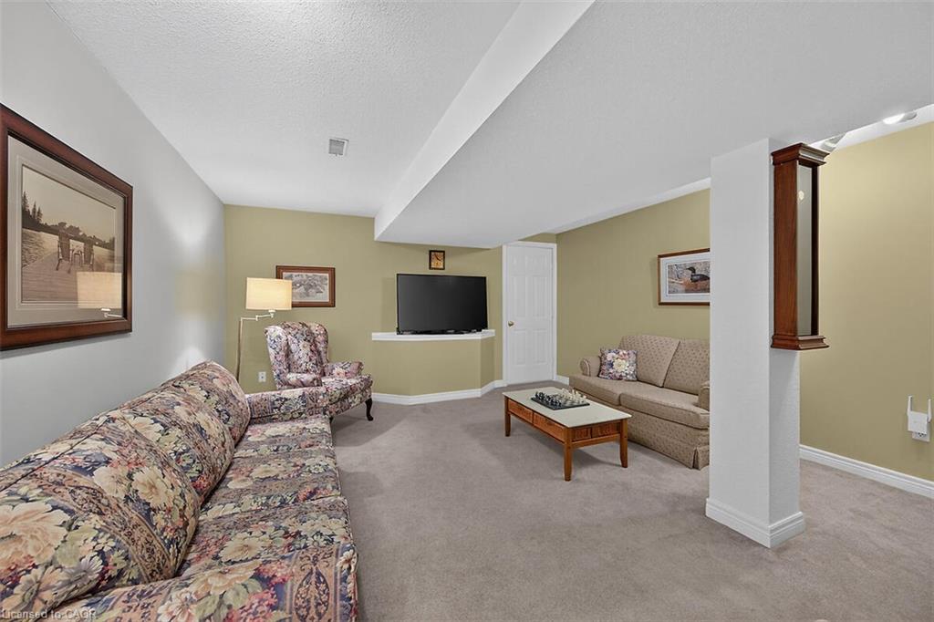 25 Eric Burke Court Property Photo 34