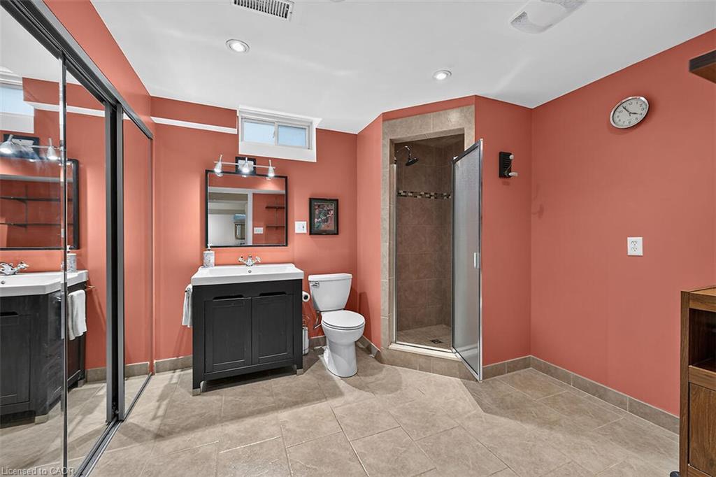25 Eric Burke Court Property Photo 37
