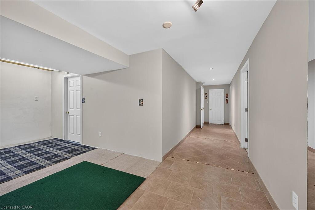25 Eric Burke Court Property Photo 40