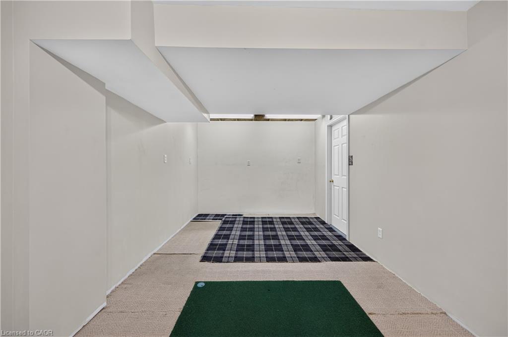 25 Eric Burke Court Property Photo 41