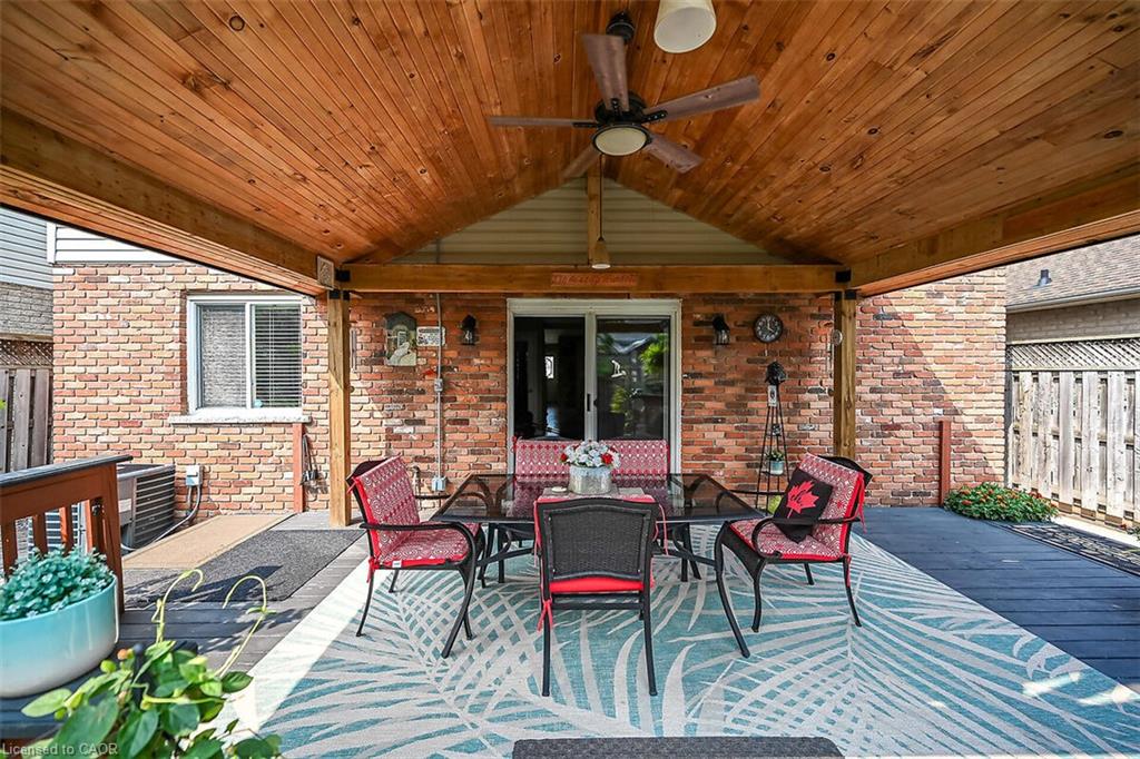 25 Eric Burke Court Property Photo 44