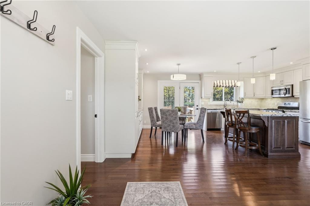 133 New Lakeshore Road Property Photo 6