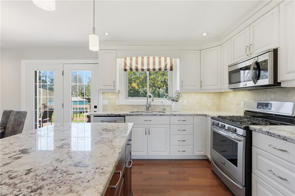 133 New Lakeshore Road Property Photo 14