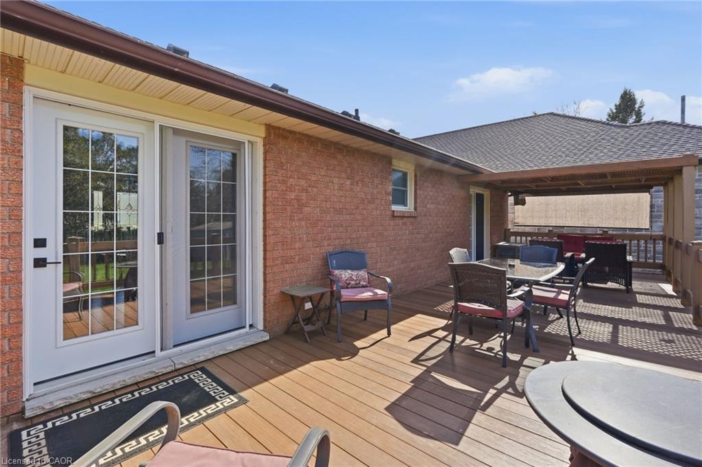 133 New Lakeshore Road Property Photo 43