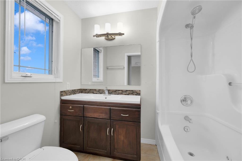 888 Paisley Road Property Photo 22
