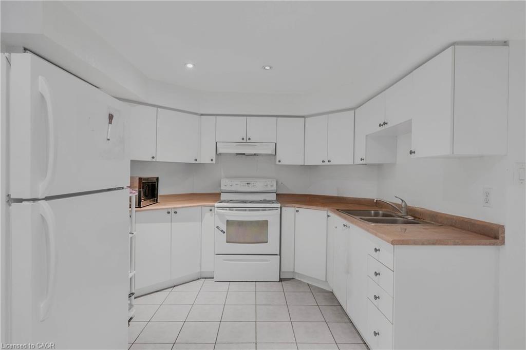 888 Paisley Road Property Photo 34