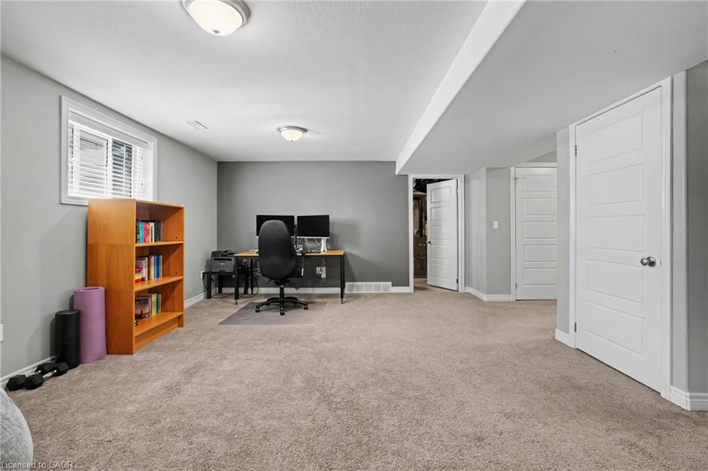 12 Silverwood Avenue Property Photo 26