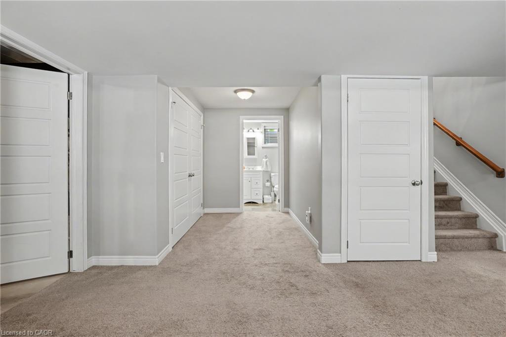 12 Silverwood Avenue Property Photo 28