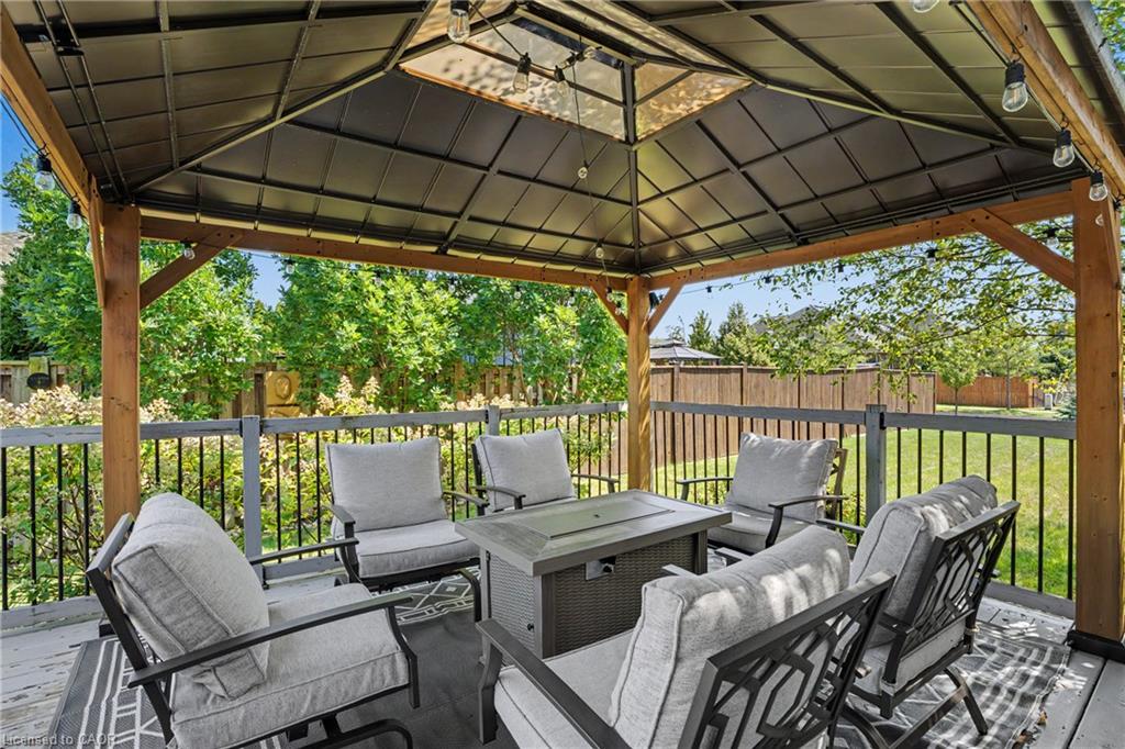 12 Silverwood Avenue Property Photo 33