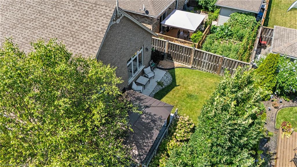 12 Silverwood Avenue Property Photo 44