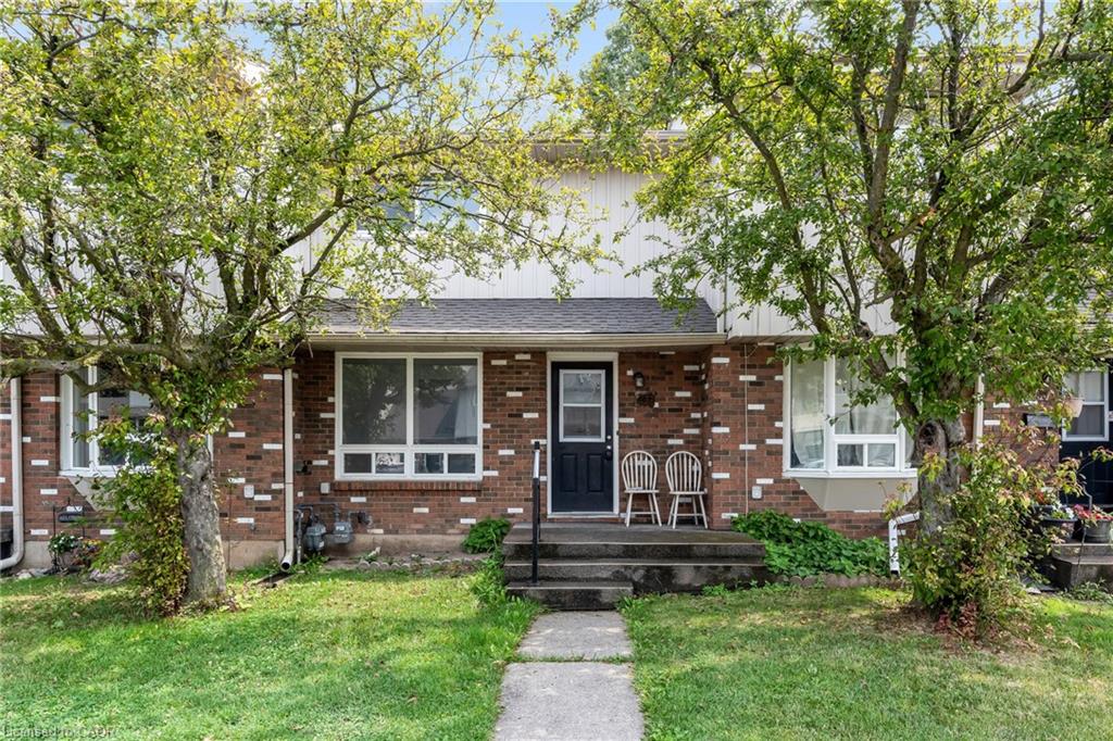 284-100 Brownleigh Avenue Property Photo 1