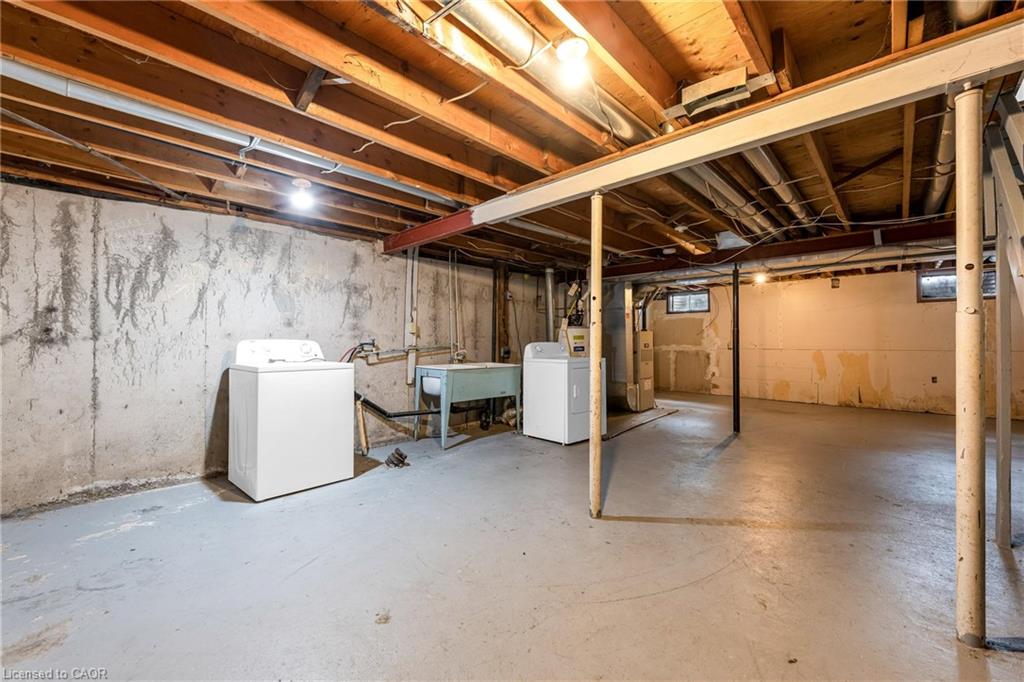 284-100 Brownleigh Avenue Property Photo 22