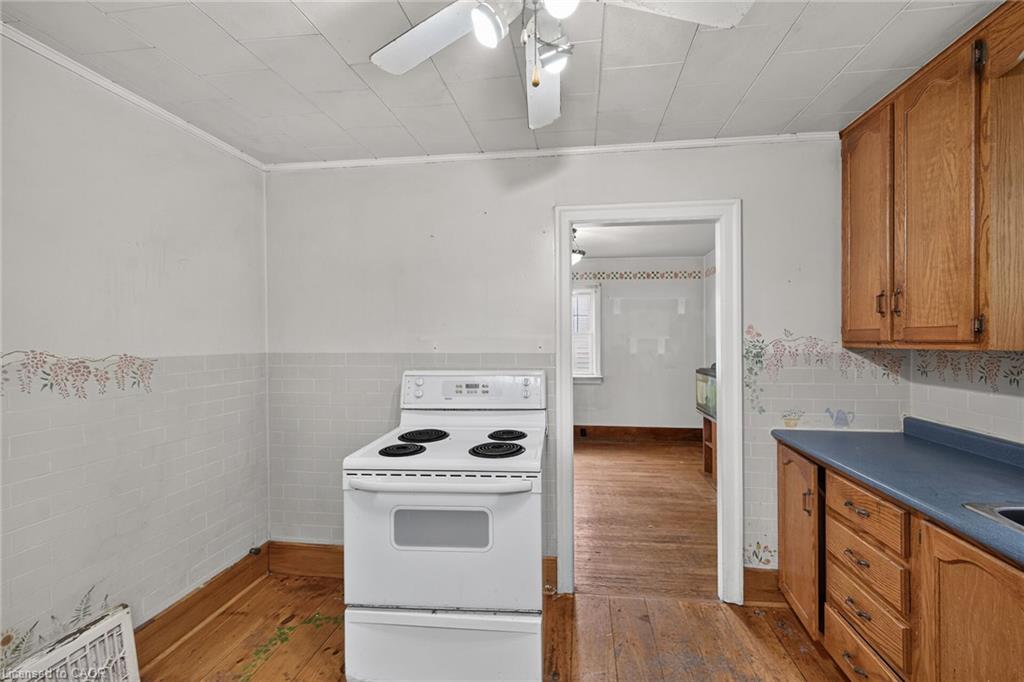 232 Cedar Street Property Photo 15