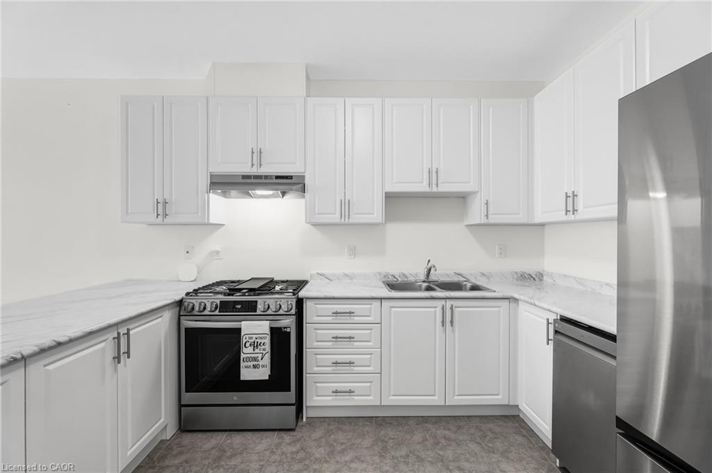 11 Harwood Street Property Photo 16