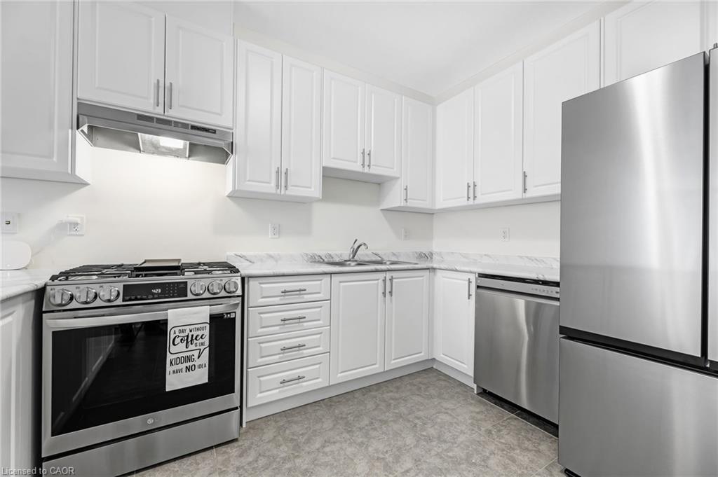 11 Harwood Street Property Photo 17