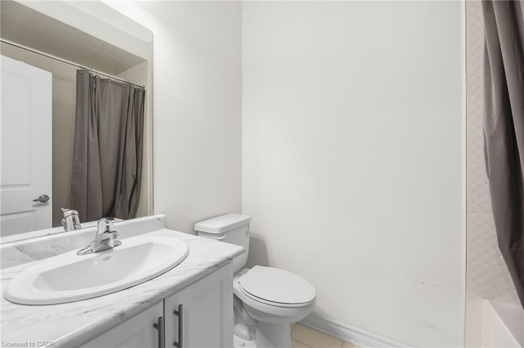 11 Harwood Street Property Photo 33