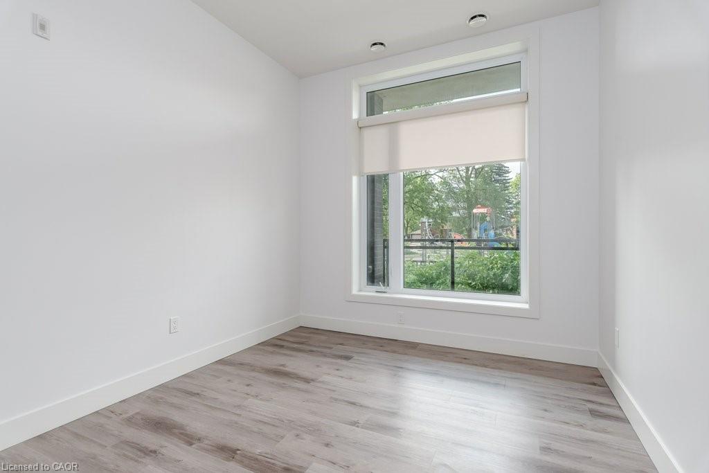 102-103 Roger Street Property Photo 24