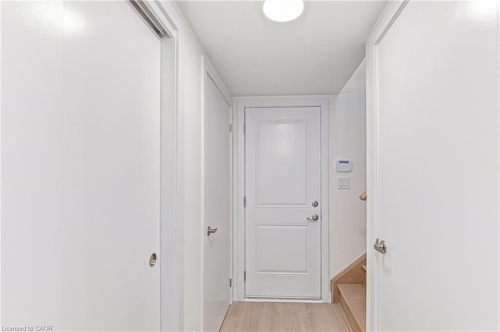 5 Winters Crescent Property Photo 5