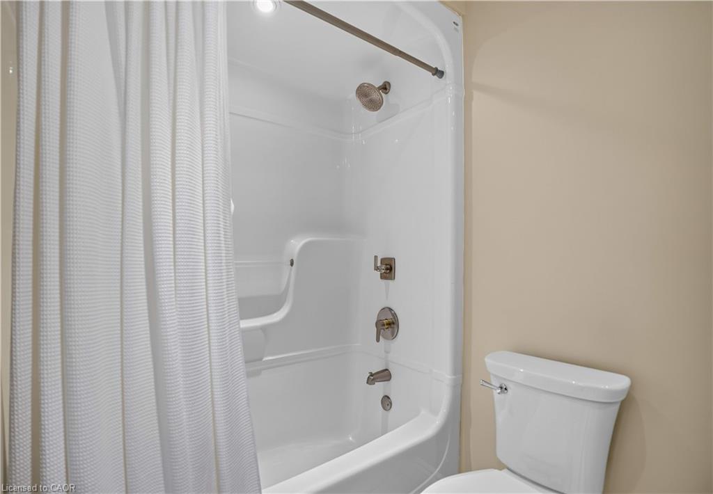 210-165 Duke Street E Property Photo 40