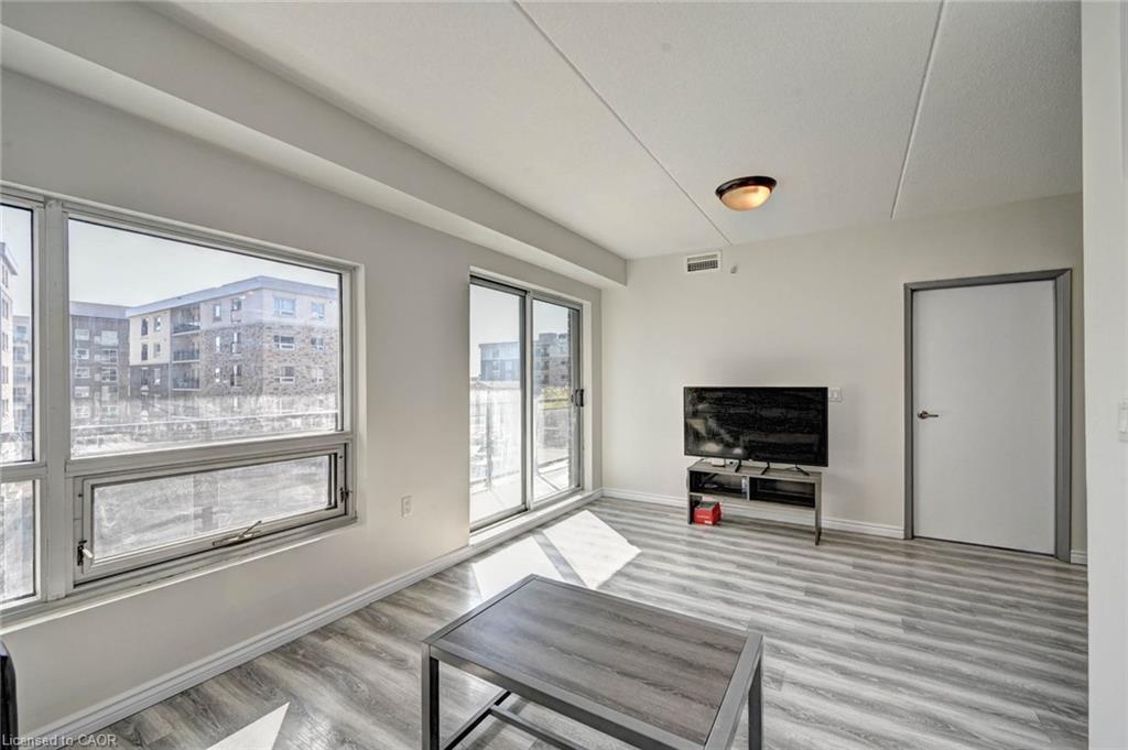 F209-275 Larch Street Property Photo 9