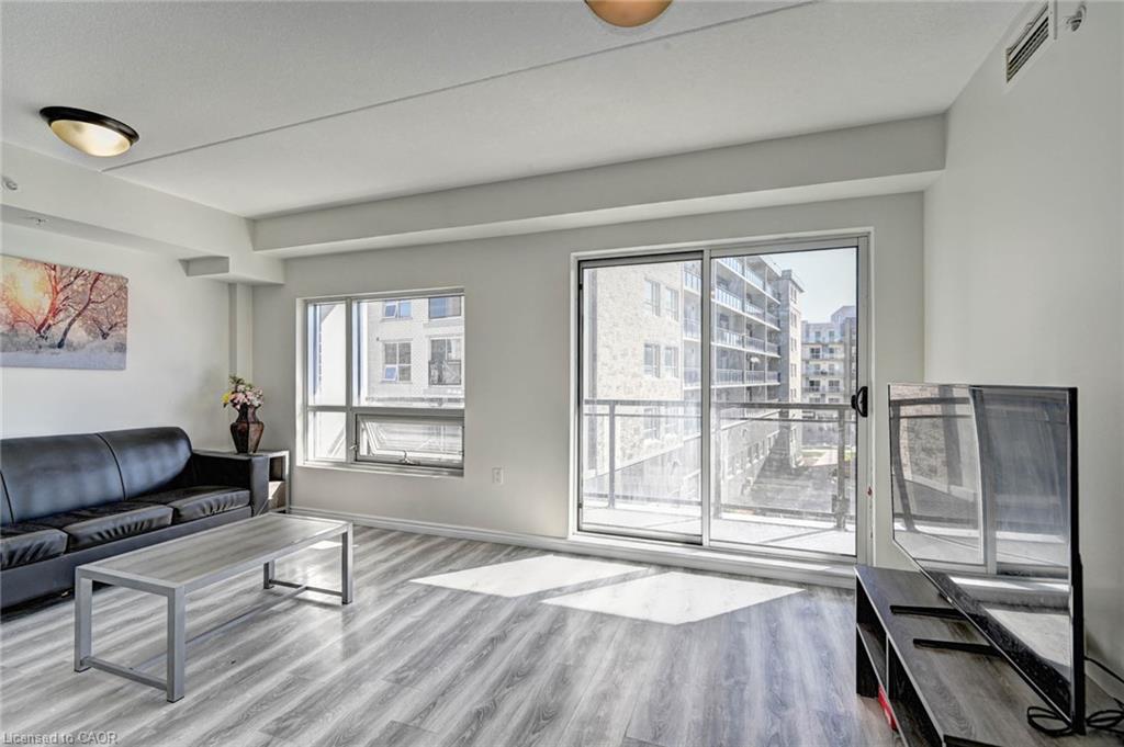 F209-275 Larch Street Property Photo 11