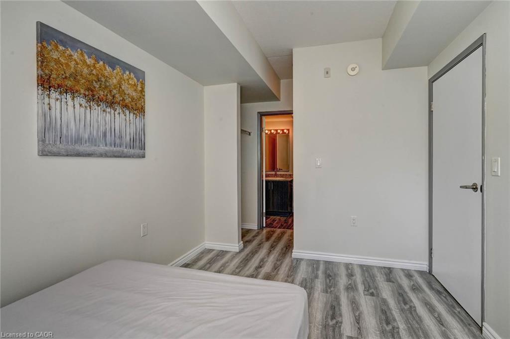 F209-275 Larch Street Property Photo 15